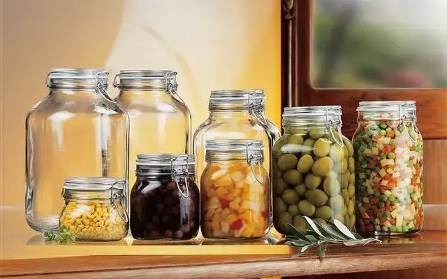 10 Cách Sáng Tạo Dùng Hũ Thủy Tinh Trang Trí Phòng Ăn – Nhà Hàng