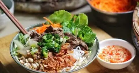 Bún bò Nam bộ chưa bao giờ ngon đến thế!