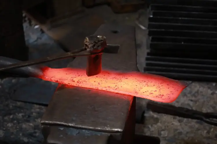 Tổng hợp các loại thép làm dao tốt nhất hiện nay