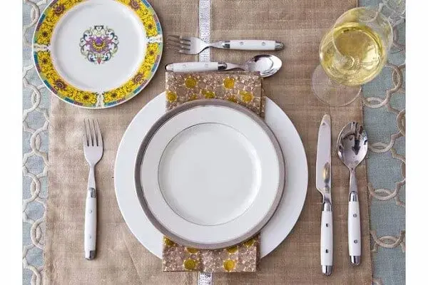 Danh Sách Vật Dụng Cơ Bản Trong Phòng Ăn