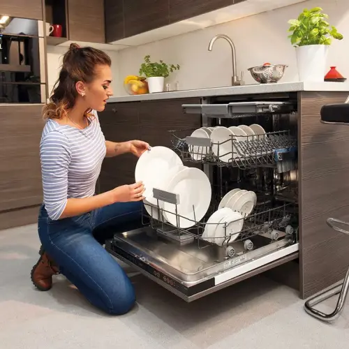 Dao Bếp Rửa Trong Máy Có An Toàn Không?