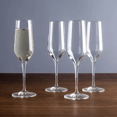 Kích thước ly rượu vang đúng chuẩn cho người sành vang