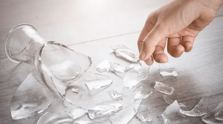 Nguyên nhân bình thủy tinh bị nứt và biện pháp khắc phục